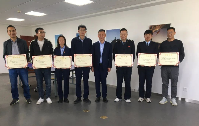 开云官方在线网页版-开云（中国）
团委举办“庆五一、迎五四”球类联谊比赛(图3)