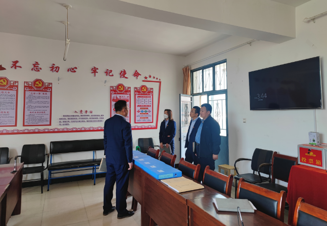 筑起安全墙 照亮乡村路——开云官方在线网页版-开云（中国）
鼎力支持包抓共建村社文明创建工作(图9)