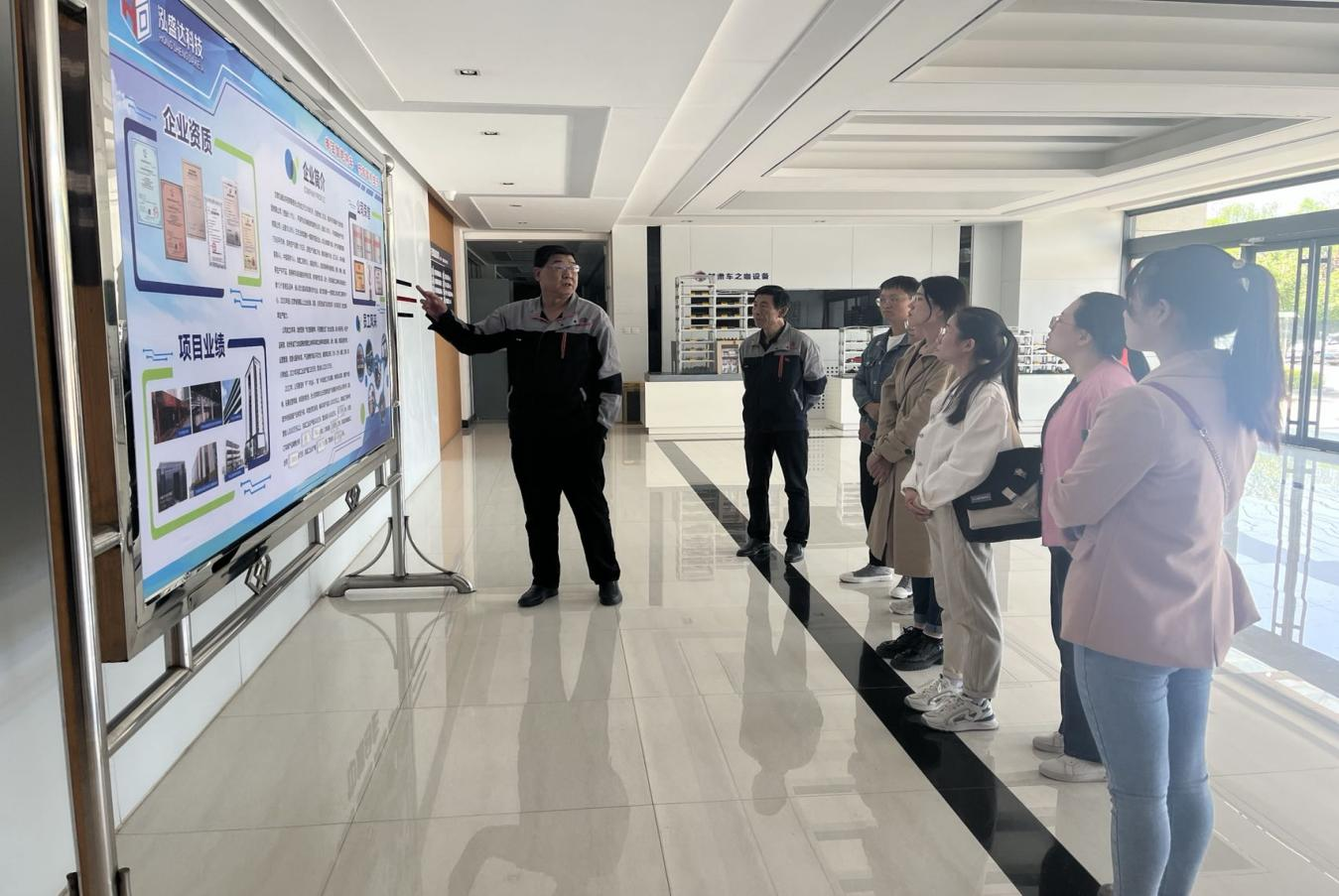 开云官方在线网页版-开云（中国）
开展新员工入职培训(图3)